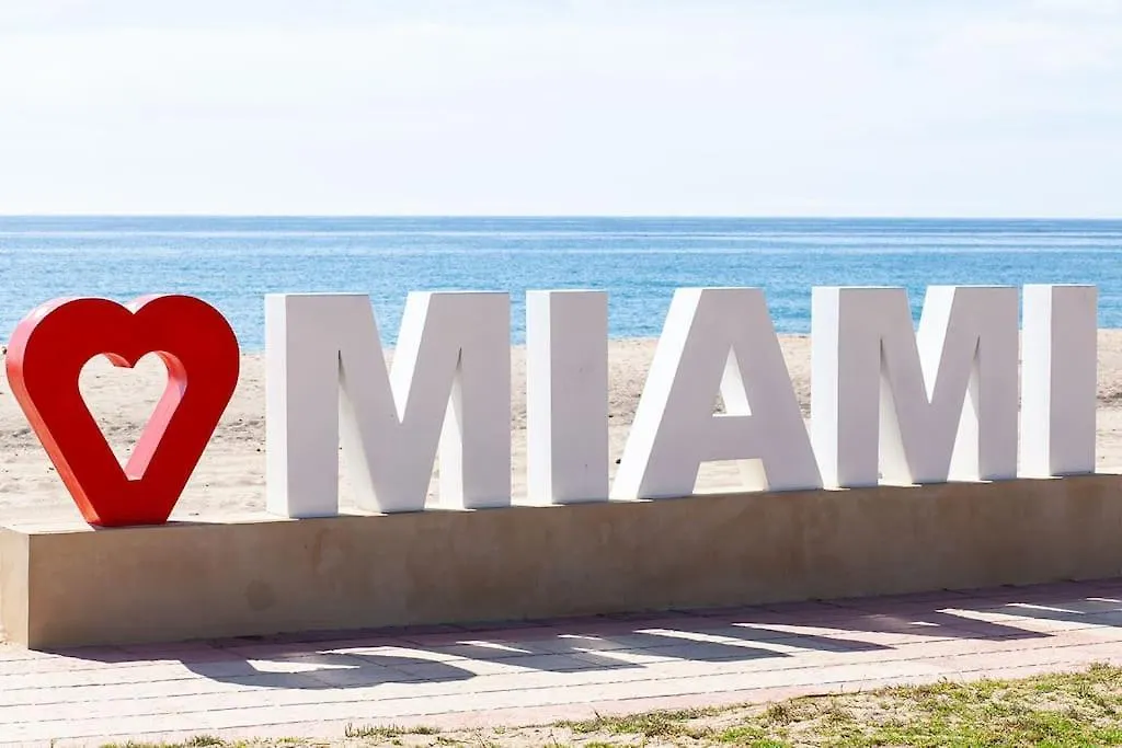Bonita Casa Con Piscina Comunitaria A 100 Metros Del Mar Villa Miami Playa 0*,